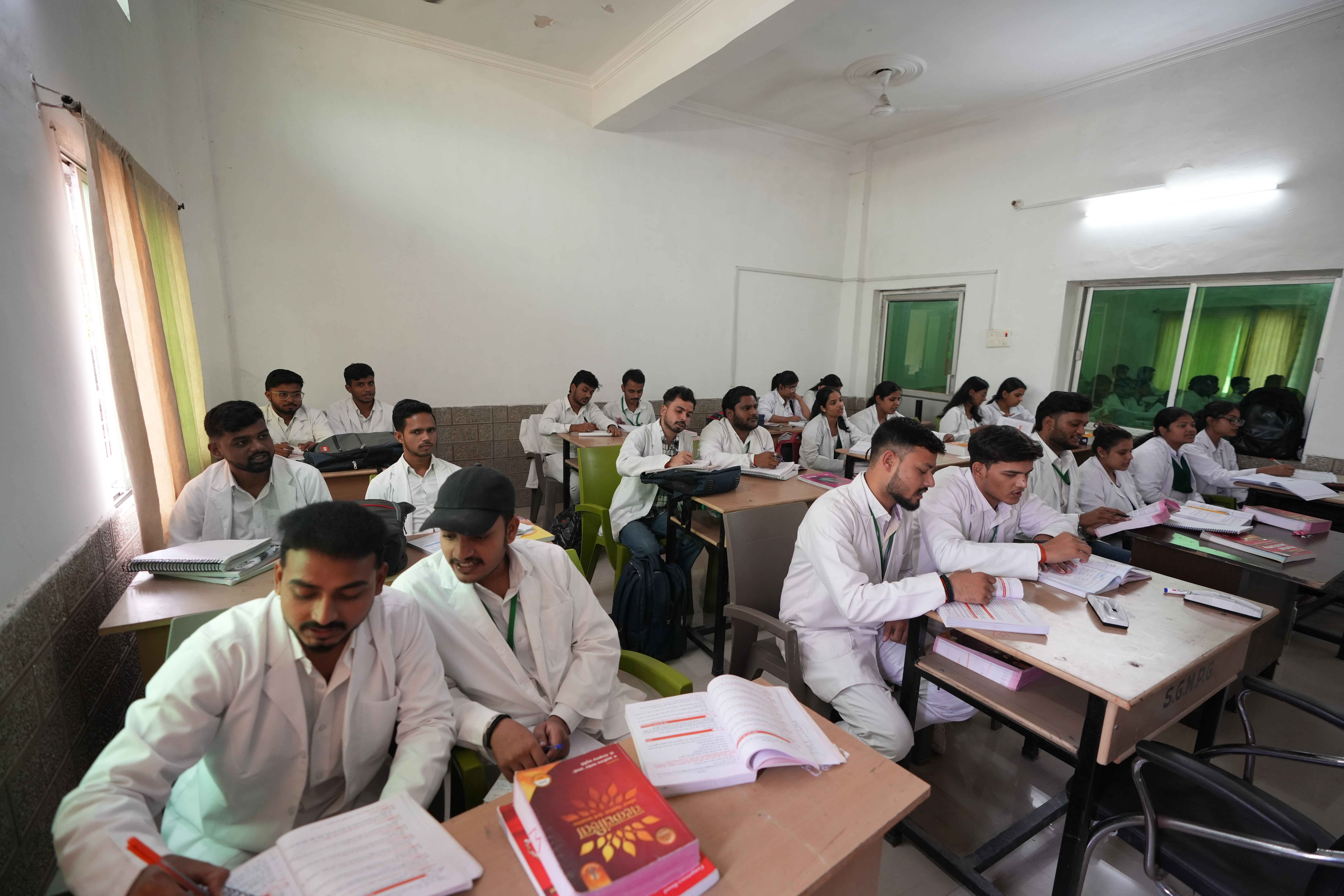 SGM Unani Medical College hospital and campus